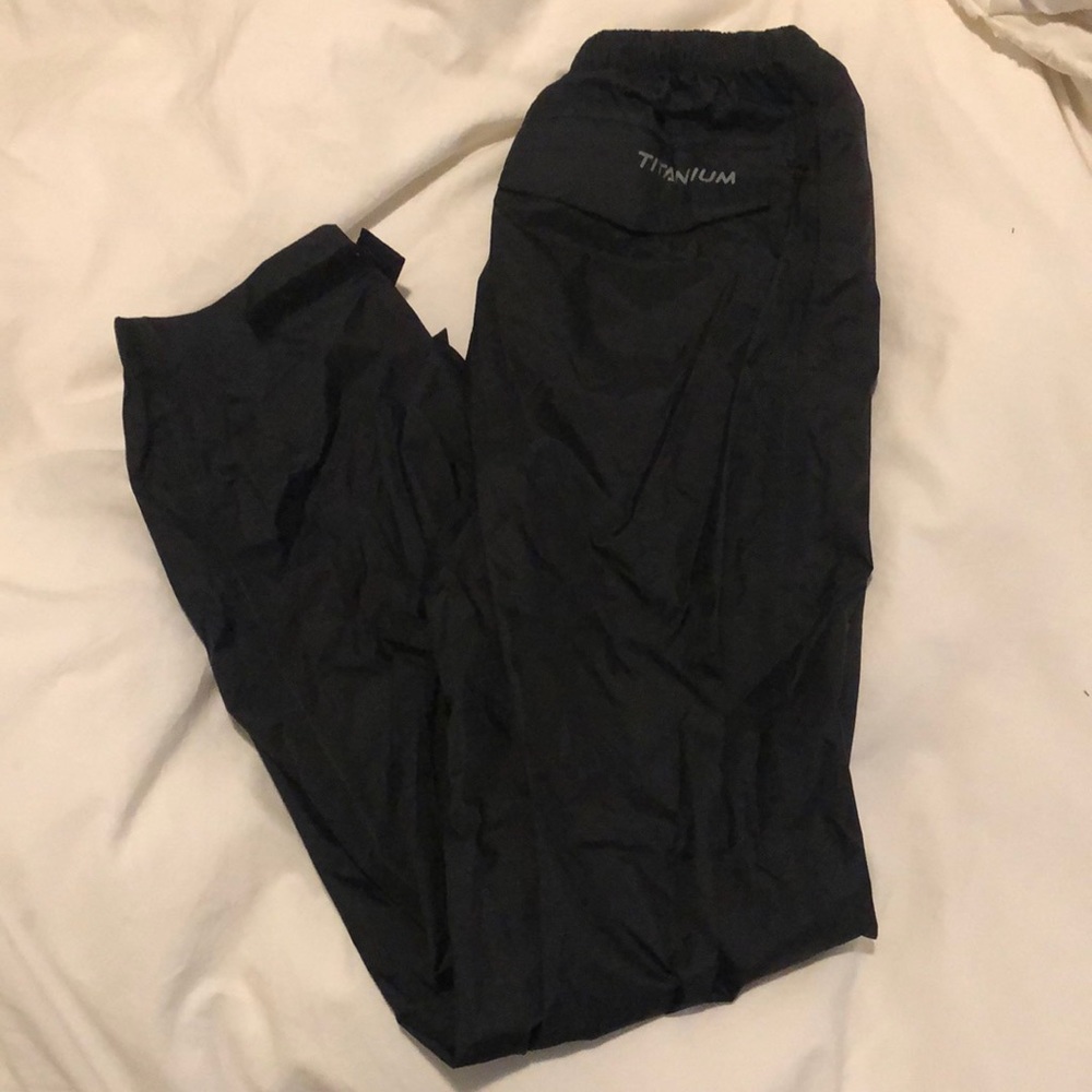 Rain pants